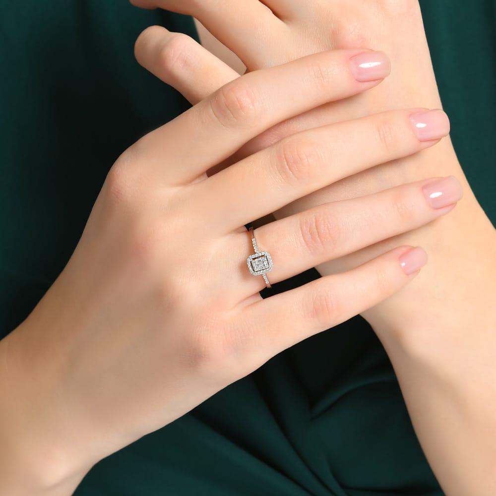 0.17 ct. Pırlanta Laranj Baget Yüzük