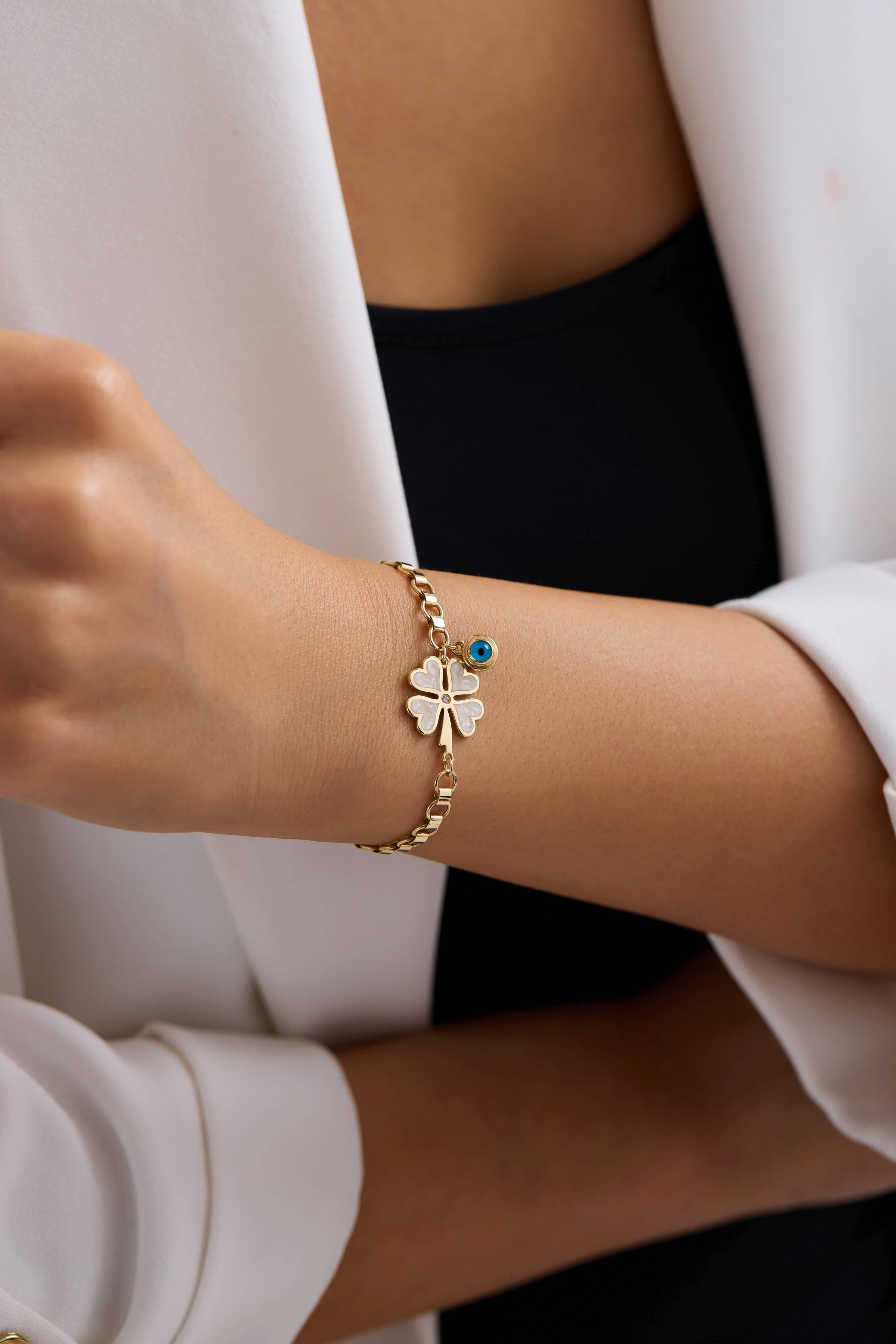 Cetaş Sedef Yonca Altın Bileklik