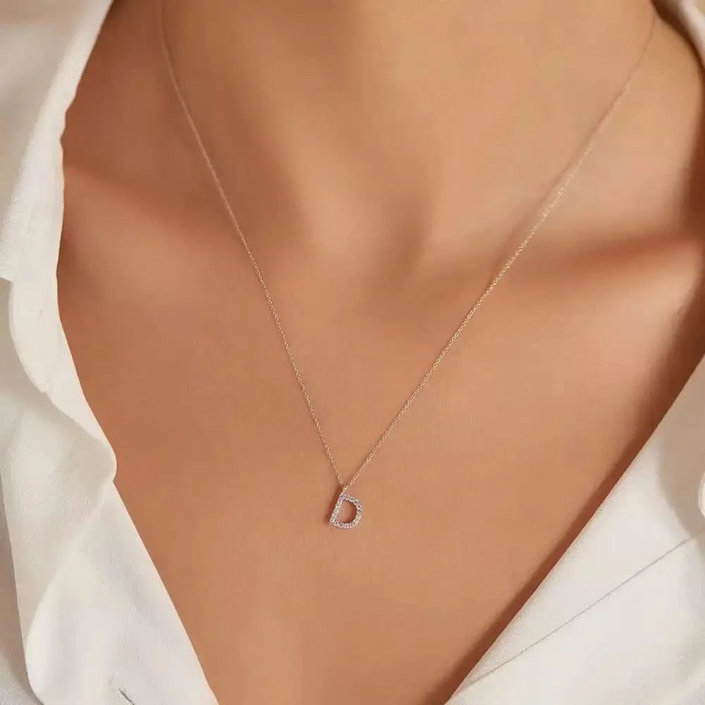 D Harf 0.11 CT Pırlanta Taşlı Beyaz Altın Kolye