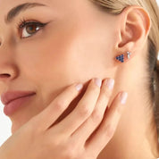 Delta Safir Taşlı Beyaz Altın Tek Küpe