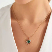 Eclipse Zümrüt ve Pırlanta Taşlı Rose Altın Kolye