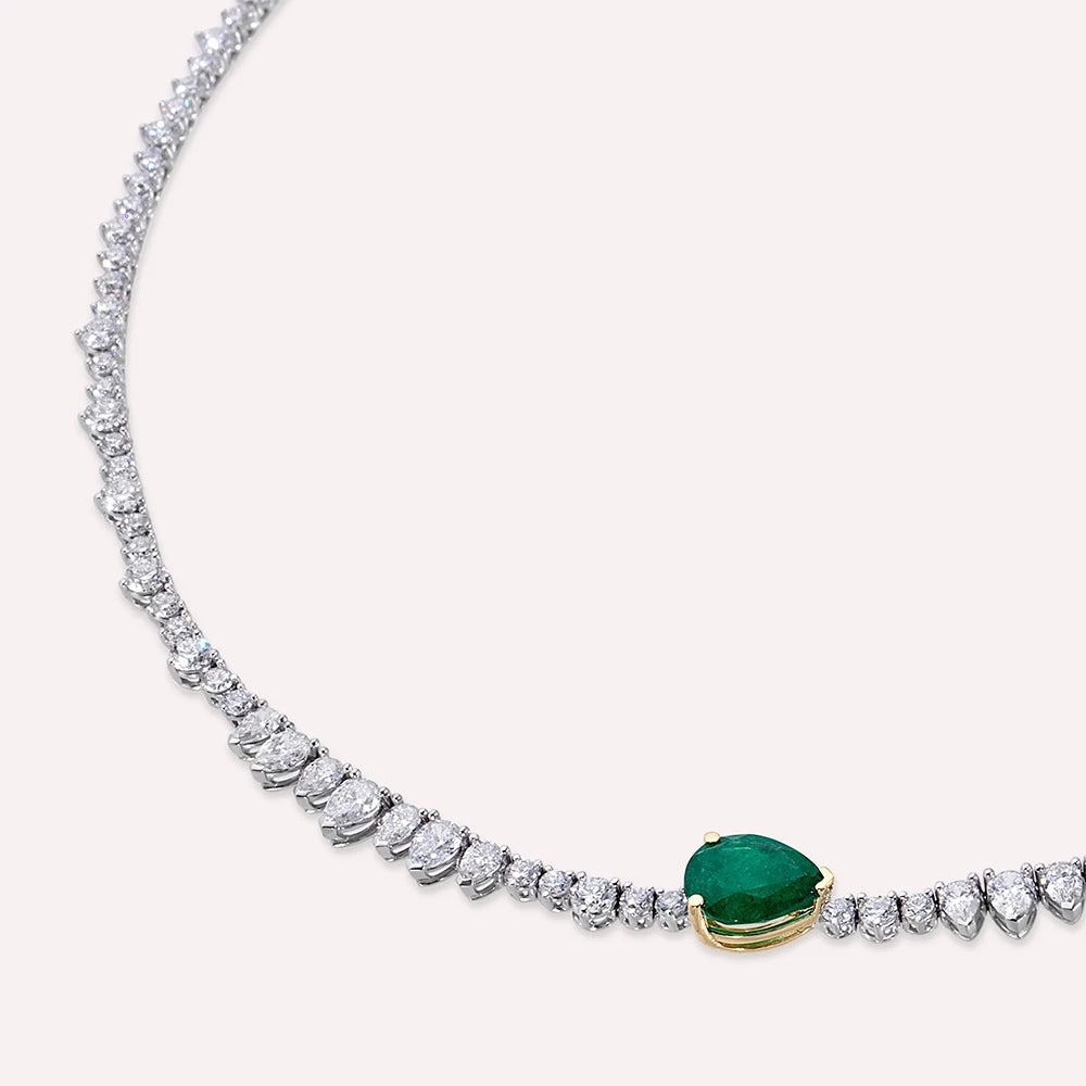 Glint 9.09 CT Zümrüt ve Pırlanta Taşlı Beyaz Altın Gerdanlık