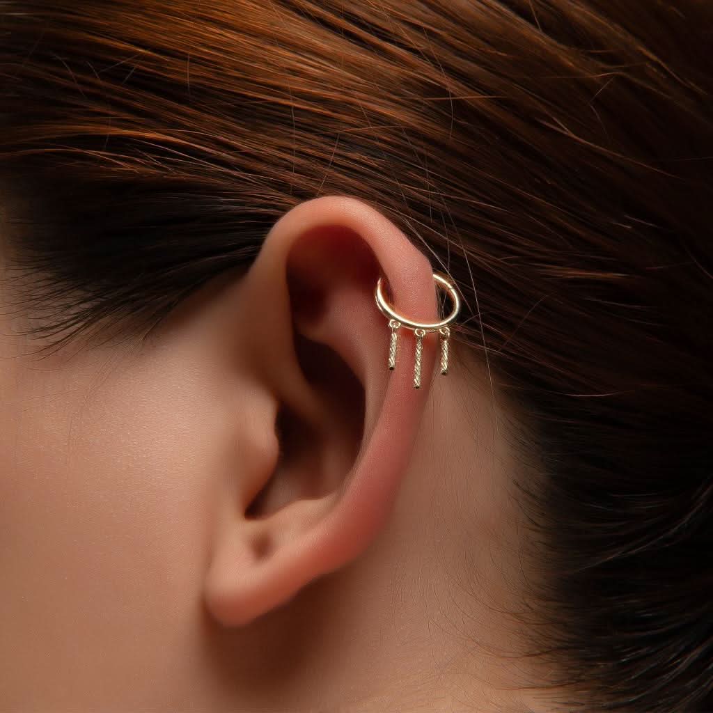 Stick Sallantılı Altın Halka Piercing