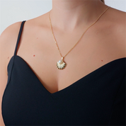 İstiridye Tasarım Kolye