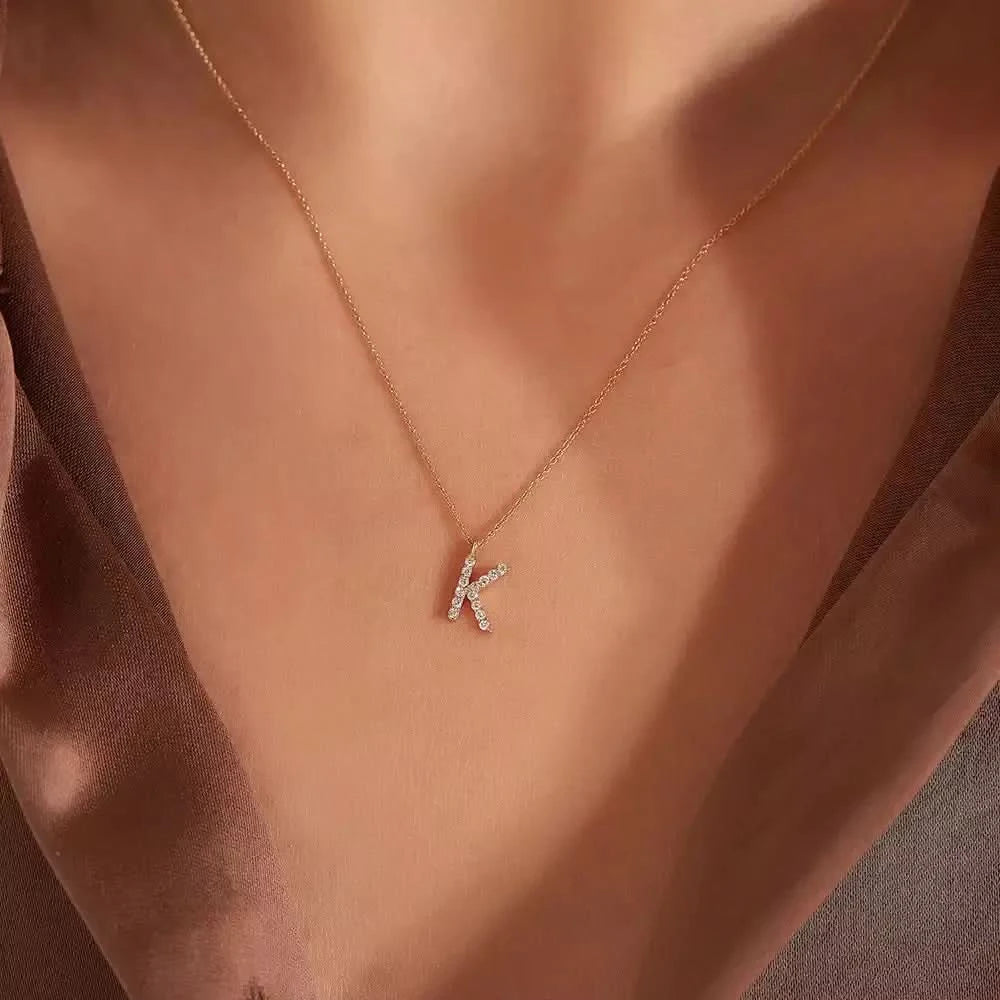 K Harf 0.09 CT Pırlanta Taşlı Rose Altın Kolye
