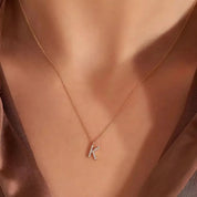 K Harf 0.09 CT Pırlanta Taşlı Rose Altın Kolye