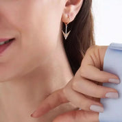 Levy Pırlanta Taşlı Rose Altın Küpe