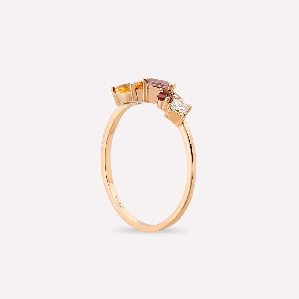 Lily 0.93 CT Pırlanta ve Multicolor Safir Taşlı Rose Altın Yüzük
