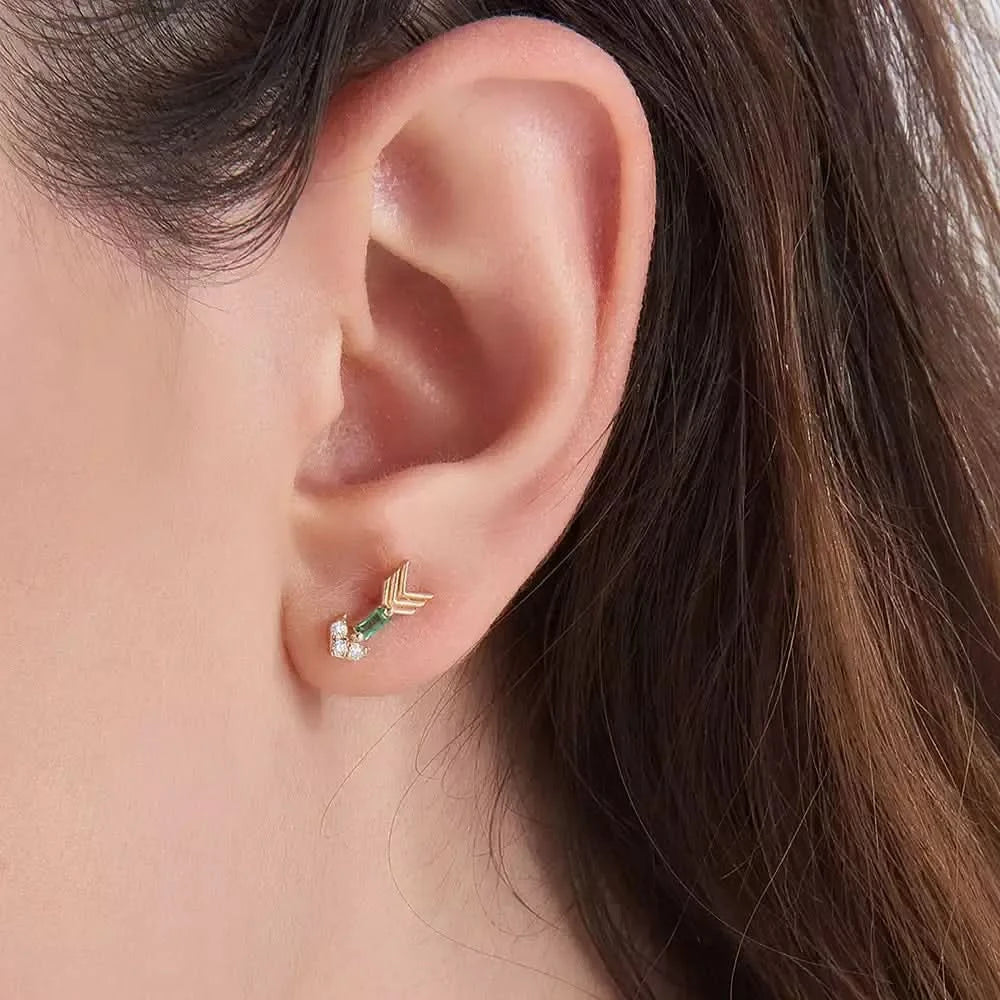 Little Arrow Zümrüt ve Pırlanta Taşlı Küpe