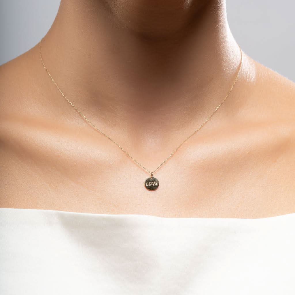 Love Madalyon Altın Charm