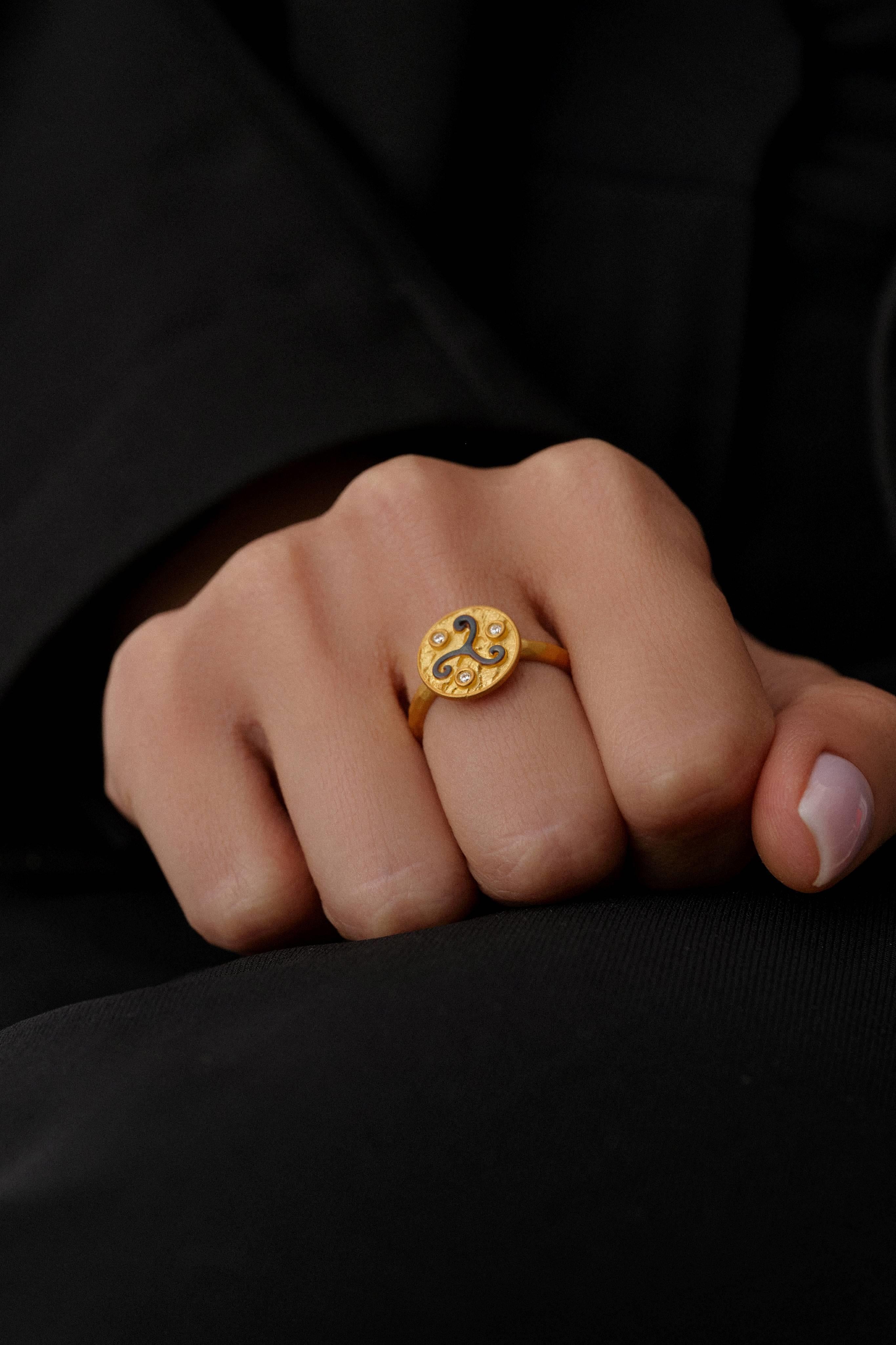 Lykia Triskelion Yüzük