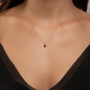 Mineli Uğur Böceği Altın Kolye