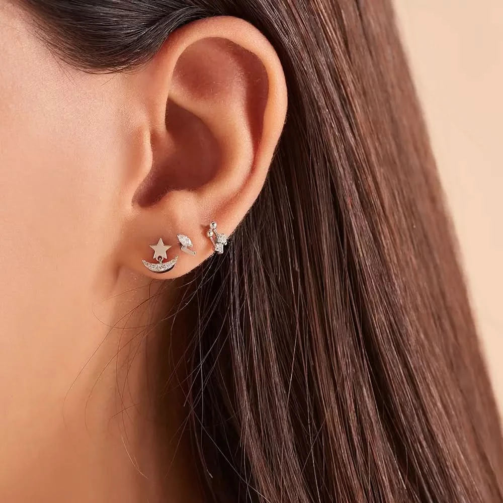 Mini Nota Prenses Kesim Pırlanta Taşlı Beyaz Altın Tek Küpe