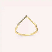 Minimal Pırlanta Taşlı Sarı Altın V Yüzük
