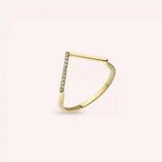 Minimal Pırlanta Taşlı Sarı Altın V Yüzük