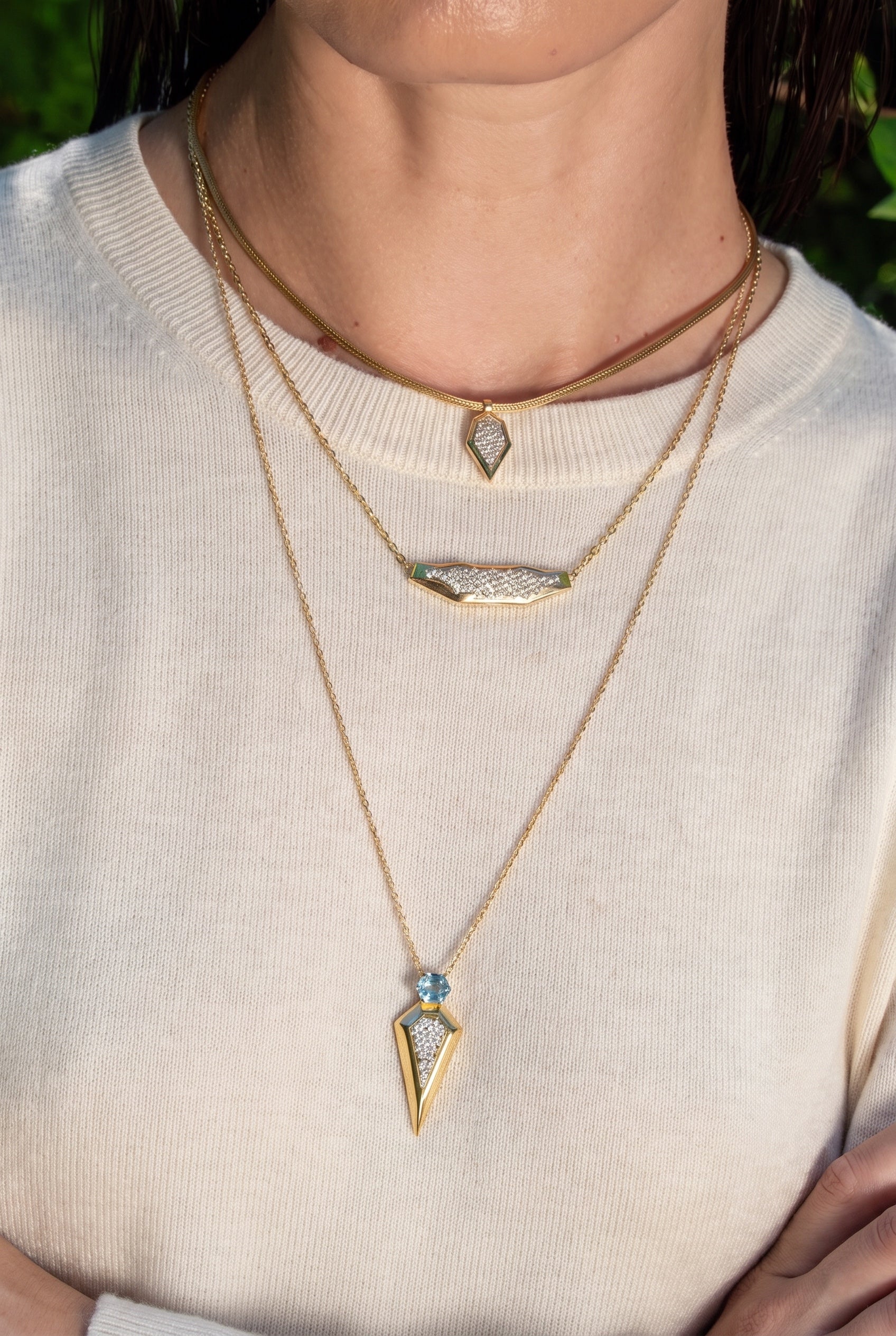 14 Ayar Taşlı Damla Choker Altın Kolye
