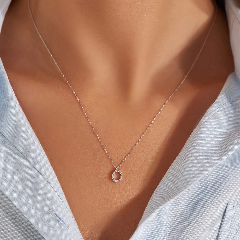 O Harf 0.10 CT Pırlanta Taşlı Beyaz Altın Kolye