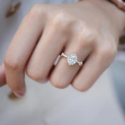 Özel Tasarım Venice Beyaz Topaz & Pırlanta Yüzük