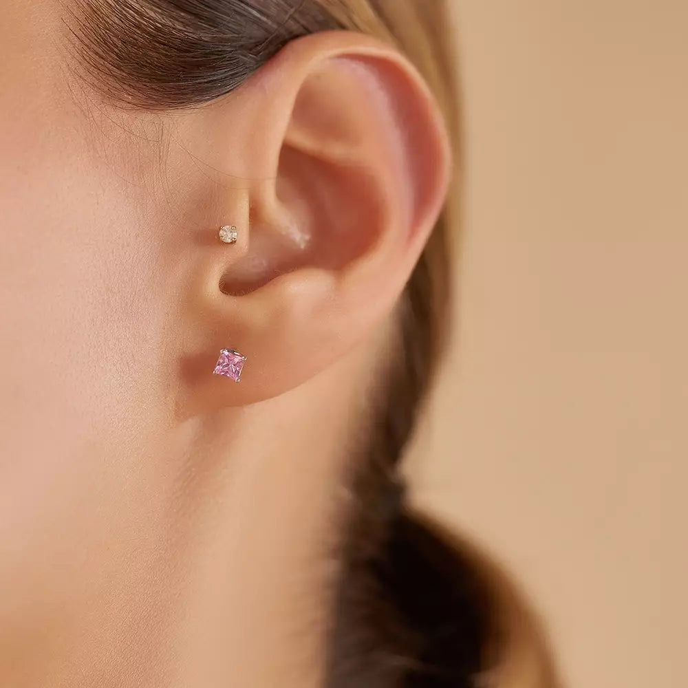 paio-light-pink-safir-tasli-beyaz-altin-kupe-17630330352456-renkli-tasli-kupe-6526-24-B_d37f18b1-531b-4826-bdab-73dcc8175211.webp