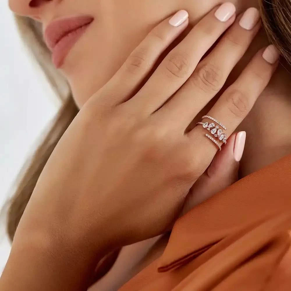 Pia 0.79 CT Damla Kesim Pırlanta Taşlı Rose Altın Yüzük