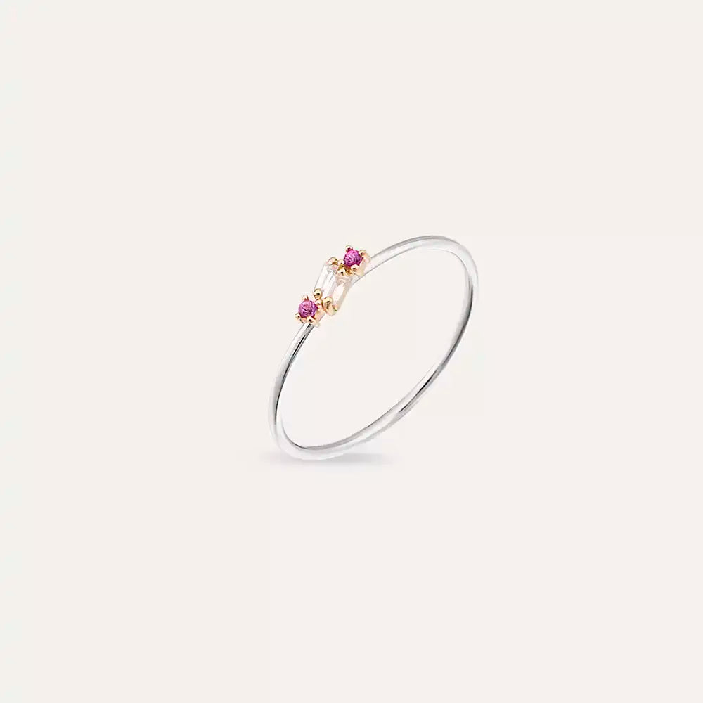 Micra  0.07 CT Pink Safir ve Baget Pırlanta Taşlı Yüzük