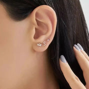 Seed 0.10 CT Baget Pırlanta Taşlı Rose Altın Mini Tek Küpe