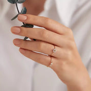 Micra  0.14 CT Baget Pırlanta Taşlı Rose Altın Yüzük