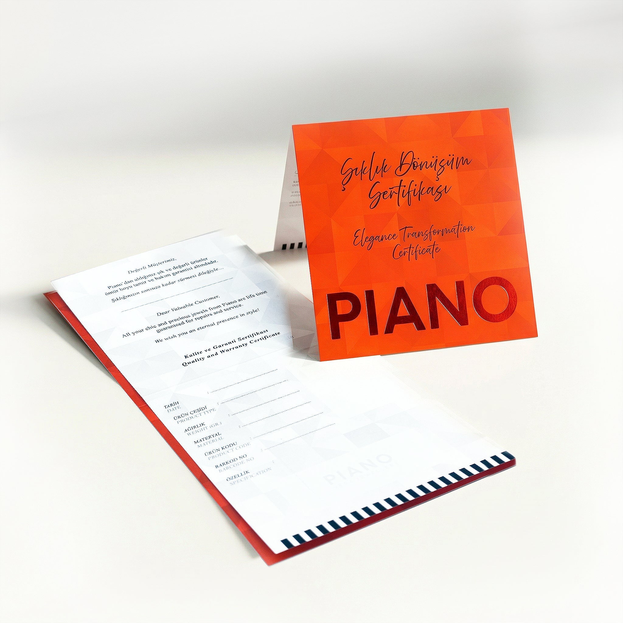 Cabaret Beyaz Safir Kelebek Altın Kolye