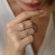 Shay 0.52 CT Trapez Kesim Pırlanta Taşlı Rose Altın Yüzük