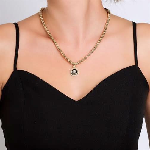 Siyah Mineli Tasarım Kolye