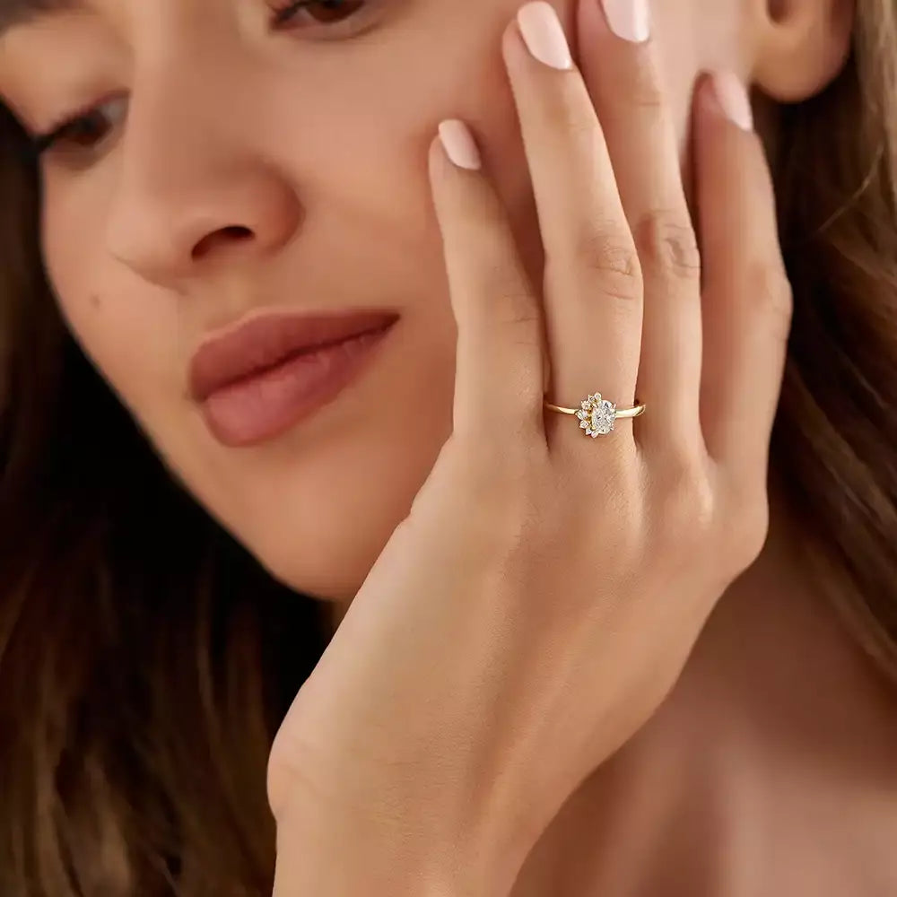 Dear 0.59 CT Oval Kesim Pırlanta Taşlı Sarı Altın Yüzük