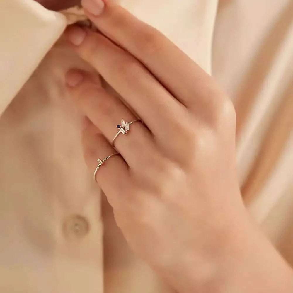 Solid 0.05 CT Baget Pırlanta Taşlı Yüzük