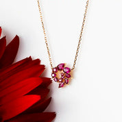 Sophia 0.75 CT Yakut Taşlı Rose Altın Kolye