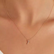 T Harf 0.07 CT Pırlanta Taşlı Rose Altın Kolye