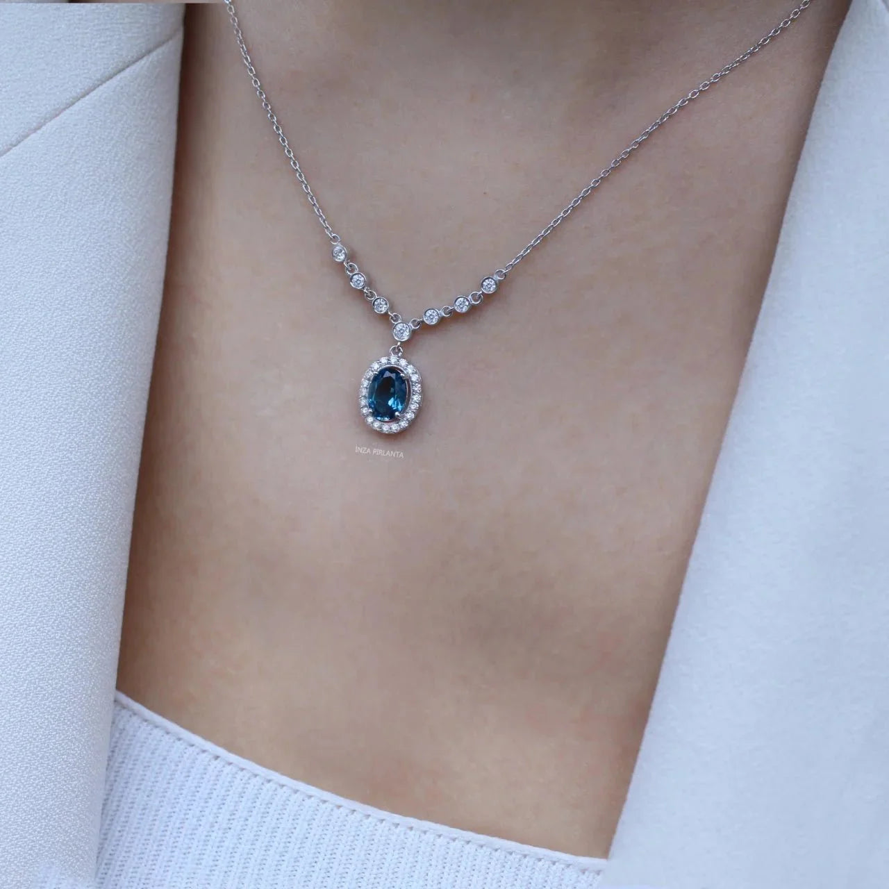 Tasarım London Blue & Pırlanta Kolye