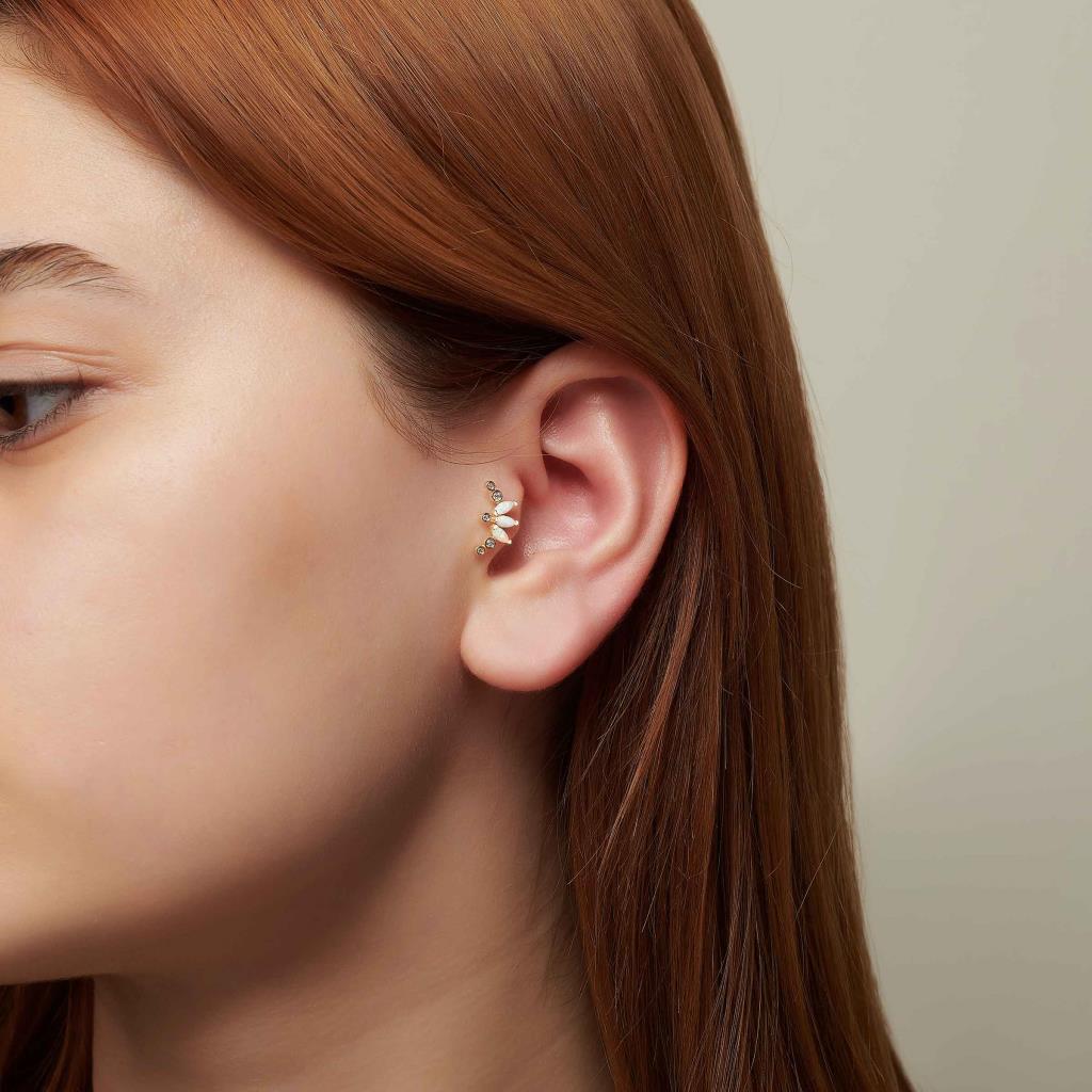 Tria Markiz Form Opalit Taşlı Altın Tragus Piercing