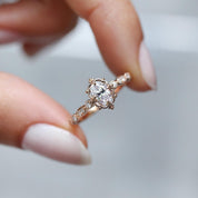 Vintage Aria Beyaz Topaz & Pırlanta Yüzük