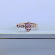 Vintage Aria Morganite & Pırlanta Tektaş Yüzük