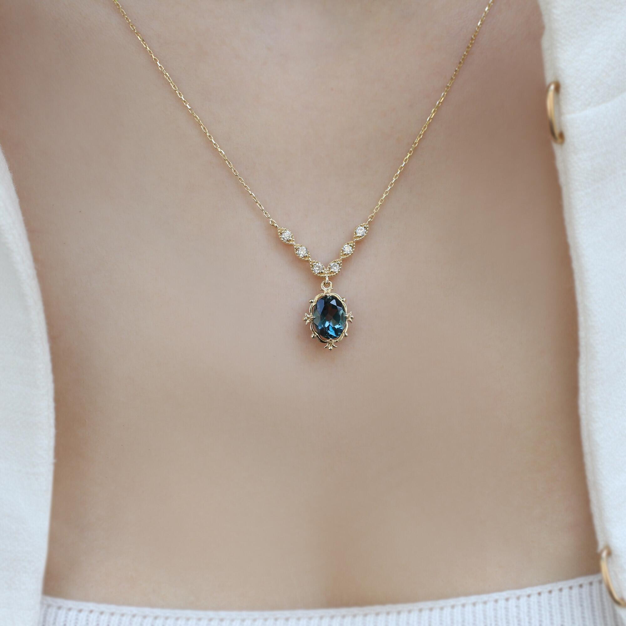 Vintage Aria Pırlanta & London Blue Kolye