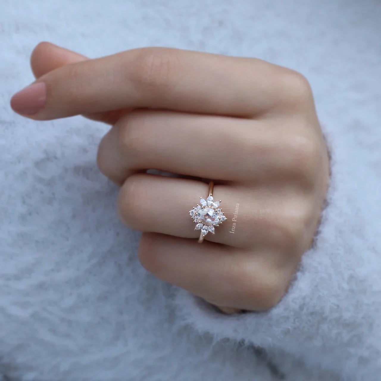 Vintage Artemis Beyaz Topaz & Pırlanta Yüzük