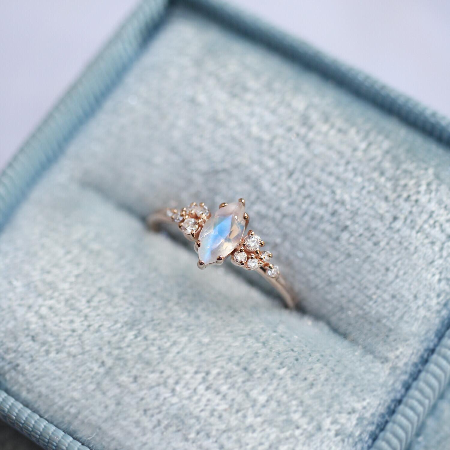 Vintage Asimetri Markiz Aytaşı & Pırlanta Yüzük