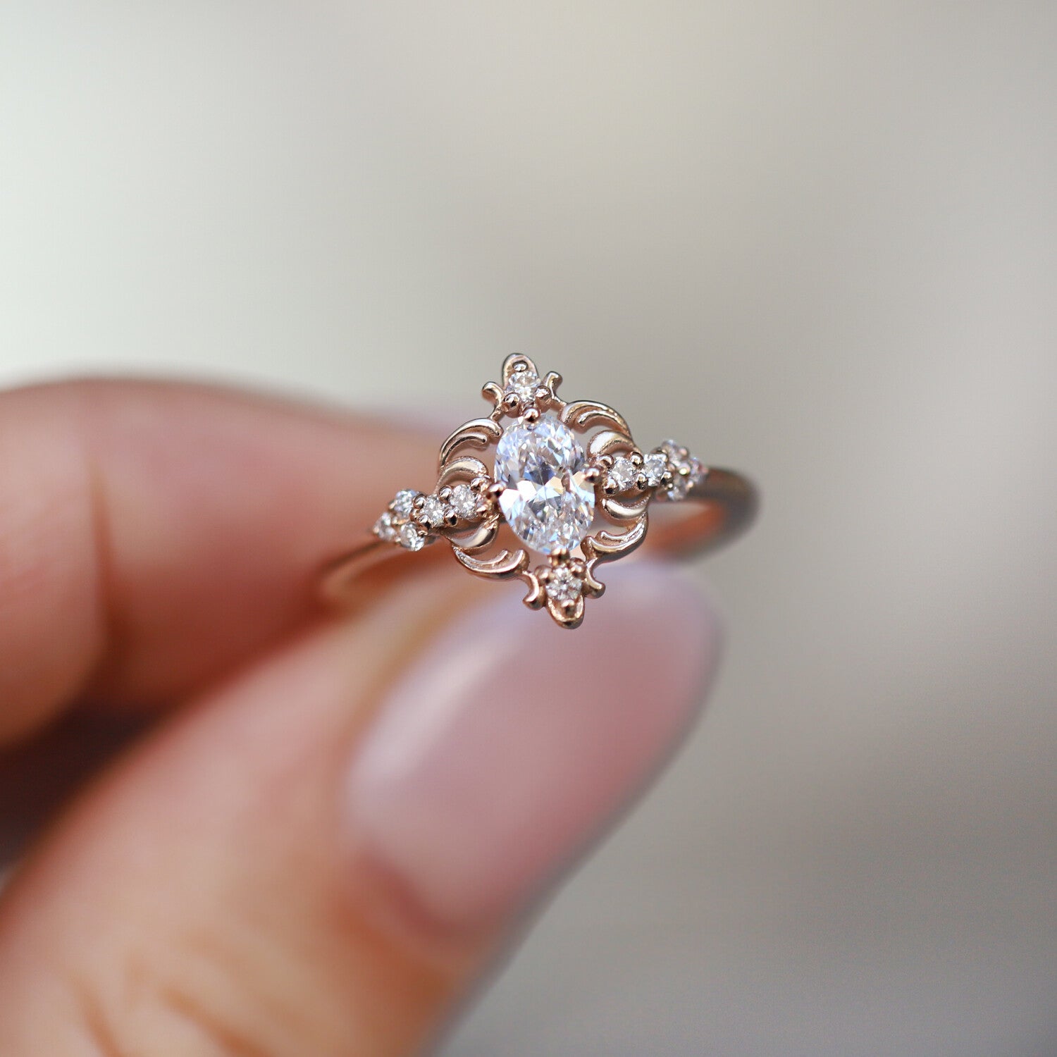 Vintage Lara Beyaz Topaz & Pırlanta Yüzük