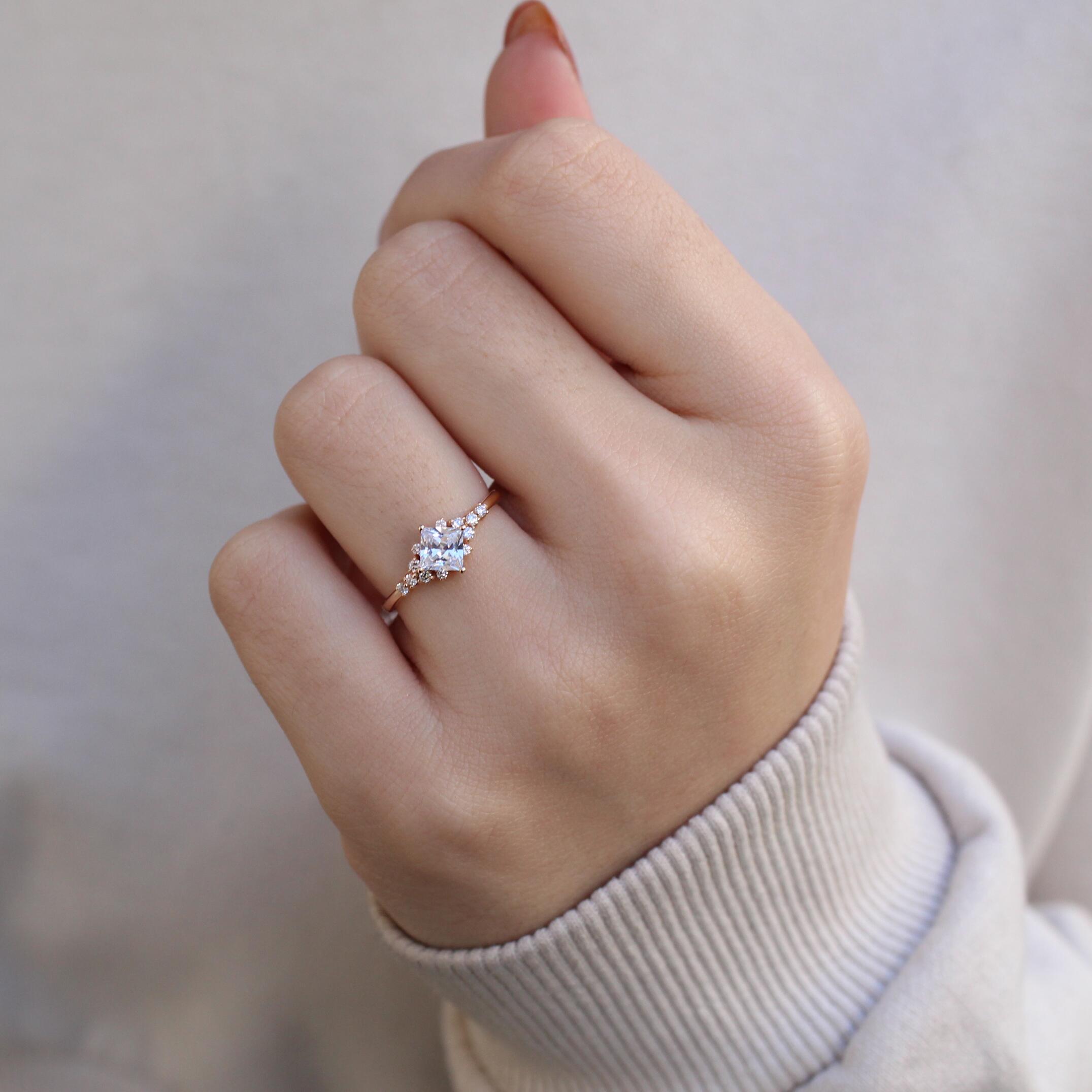 Vintage Beyaz Topaz Prenses & Pırlanta Yüzük