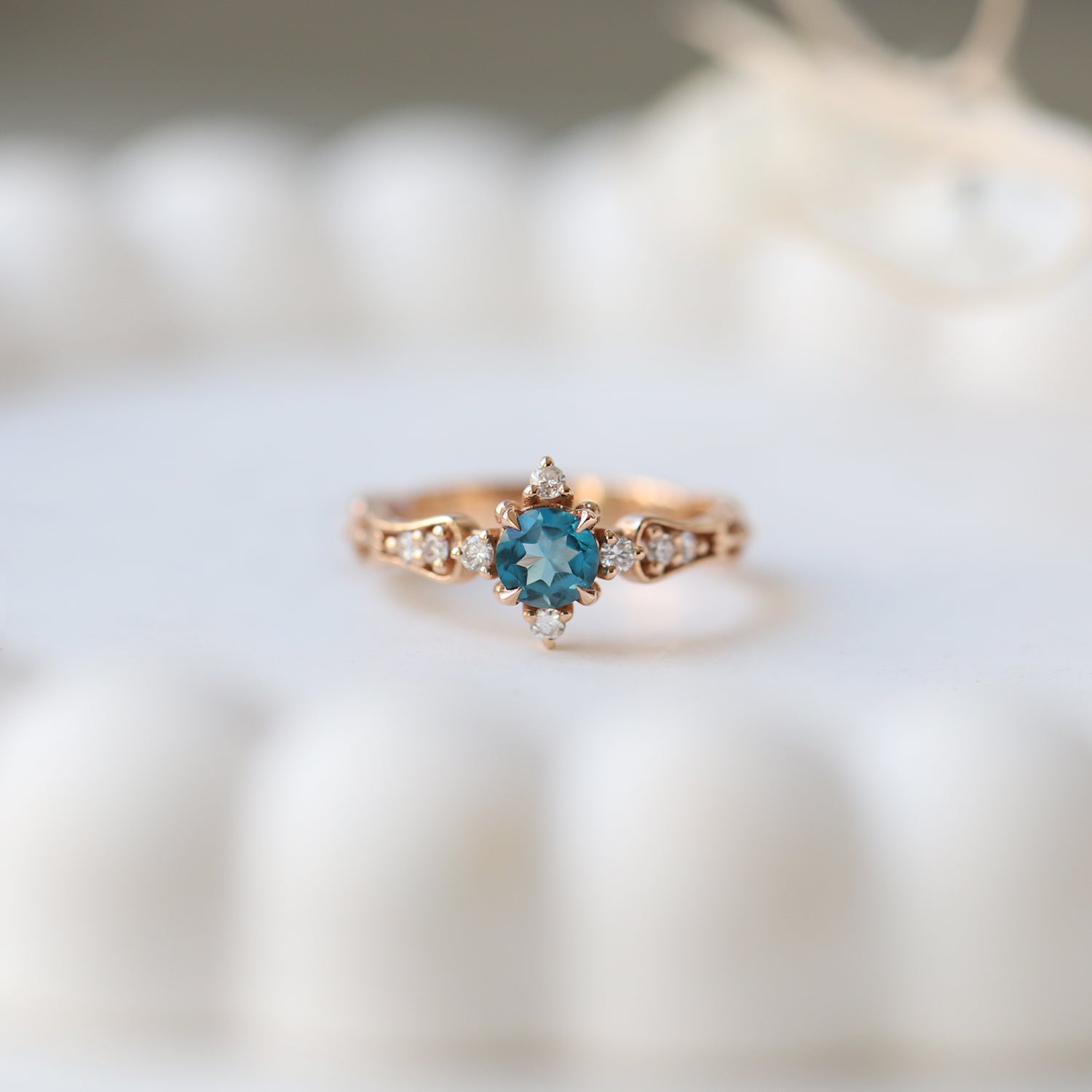 Vintage Florence London Blue & Pırlanta Yüzük