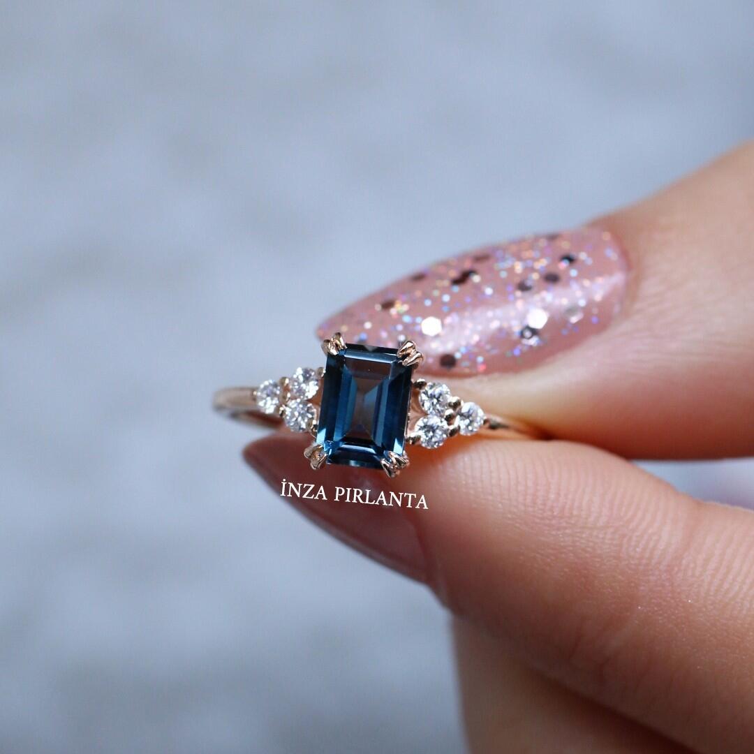 Vintage Lily London Blue & Pırlanta Yüzük