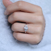 Vintage Lotus Beyaz Topaz & Pırlanta Yüzük