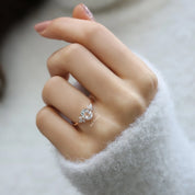 Vintage Lotus Beyaz Topaz & Pırlanta Yüzük