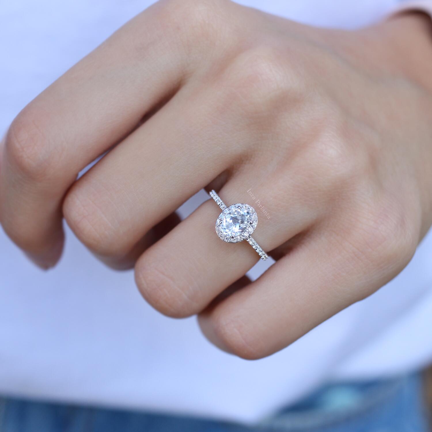 Vintage Beyaz Topaz & Pırlanta Yüzük