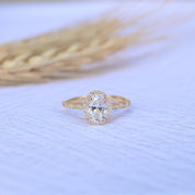 Vintage Tasarım Beyaz Topaz & Pırlanta Yüzük