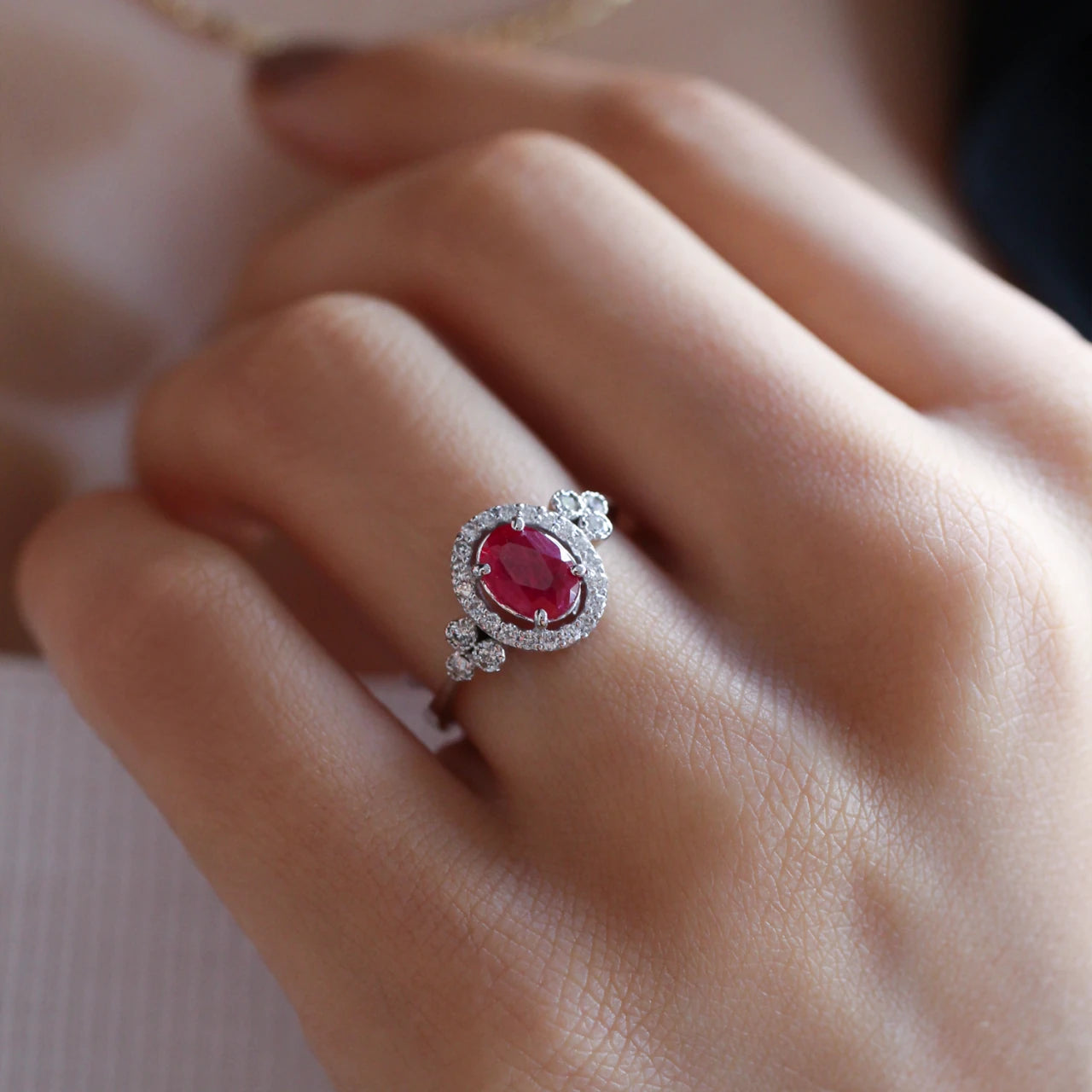 Vintage Yakut Tasarım & Pırlanta Yüzük